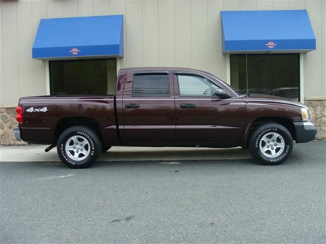 2005 Dodge Dakota SLT