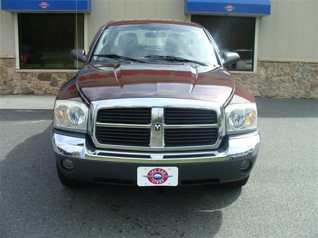 2005 Dodge Dakota SLT