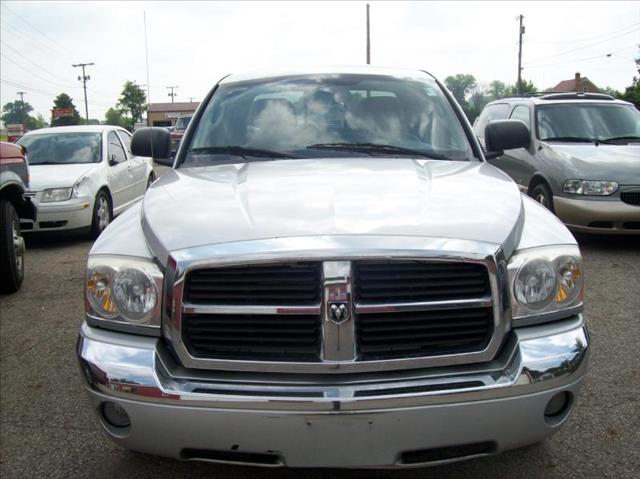 2005 Dodge Dakota Black