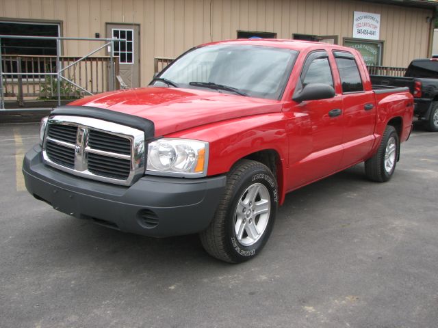 2005 Dodge Dakota 4dr LX 4WD Auto