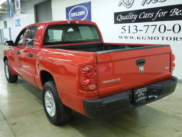 2005 Dodge Dakota LS ES