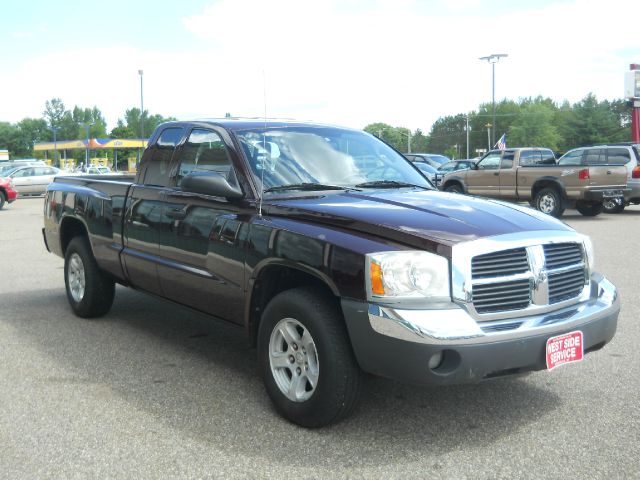 2005 Dodge Dakota SLT 4-door 4WD