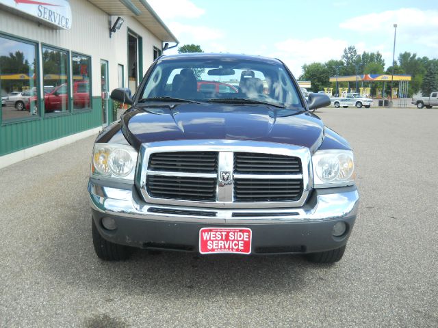 2005 Dodge Dakota SLT 4-door 4WD