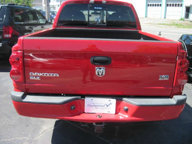 2005 Dodge Dakota Collection Rogue
