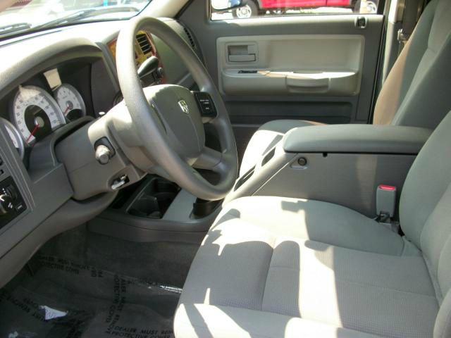 2005 Dodge Dakota Collection Rogue
