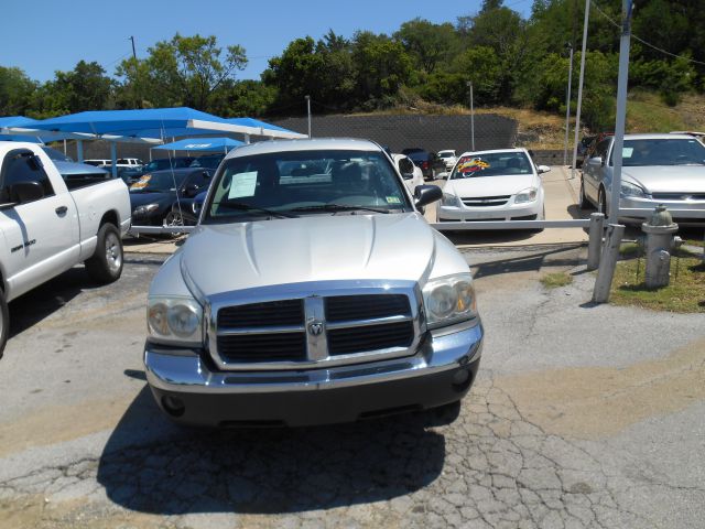 2005 Dodge Dakota SLT 4-door 4WD