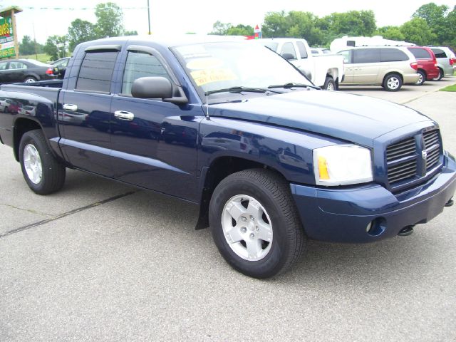 2005 Dodge Dakota Collection Rogue