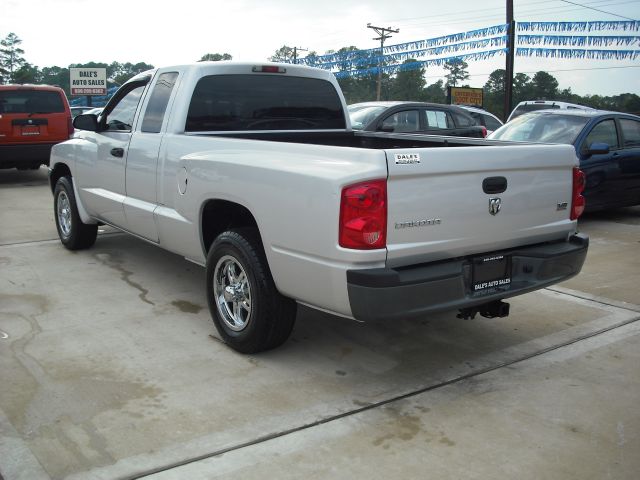 2005 Dodge Dakota Unknown
