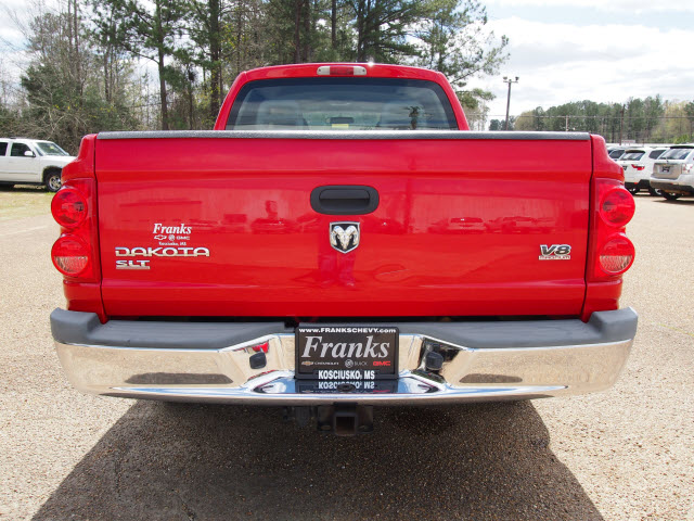2005 Dodge Dakota SLT