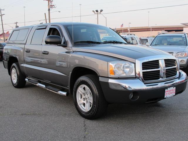2005 Dodge Dakota SLT