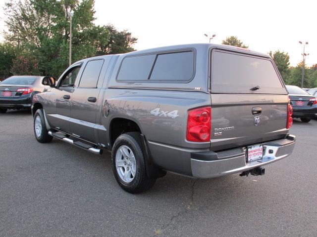 2005 Dodge Dakota SLT
