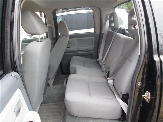 2005 Dodge Dakota Unknown