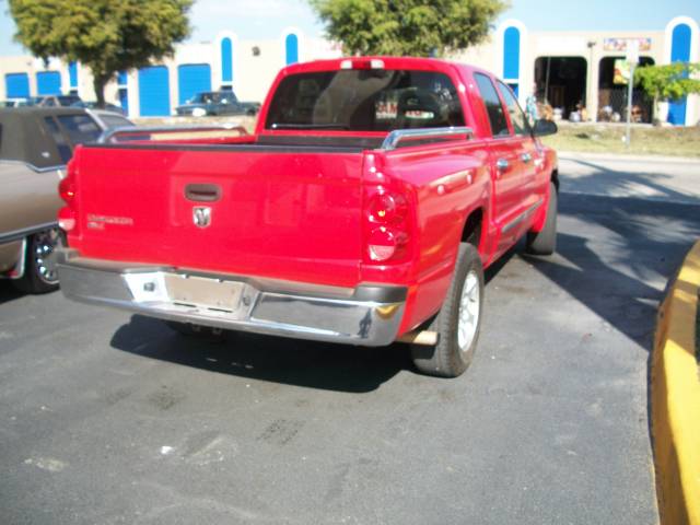 2005 Dodge Dakota SLT
