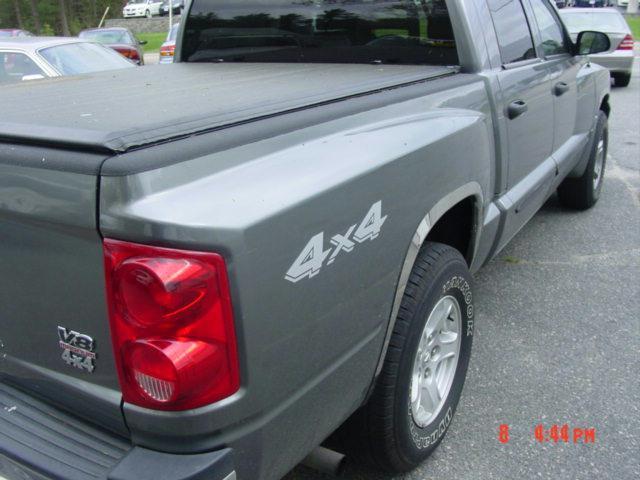 2005 Dodge Dakota SLT