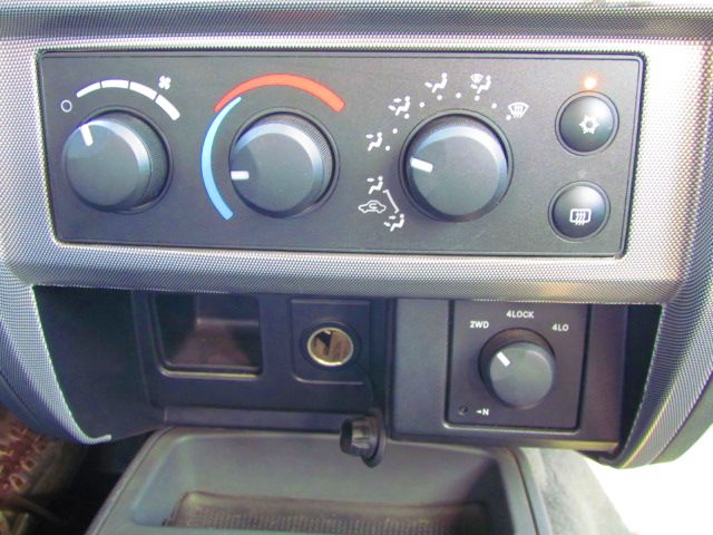 2006 Dodge Dakota Collection Rogue