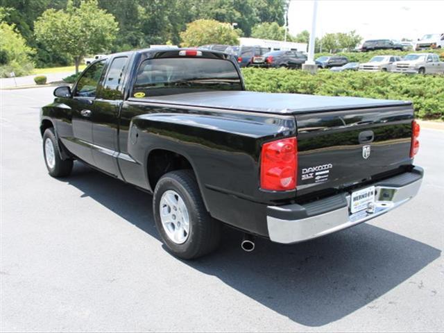 2006 Dodge Dakota SLT