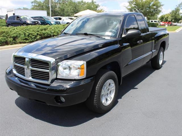 2006 Dodge Dakota SLT