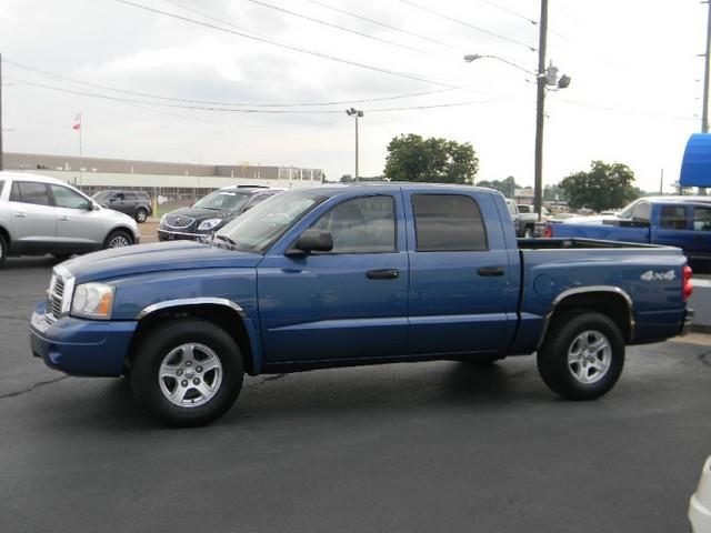 2006 Dodge Dakota SLT