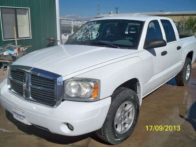 2006 Dodge Dakota LS ES