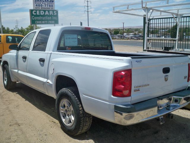 2006 Dodge Dakota LS ES