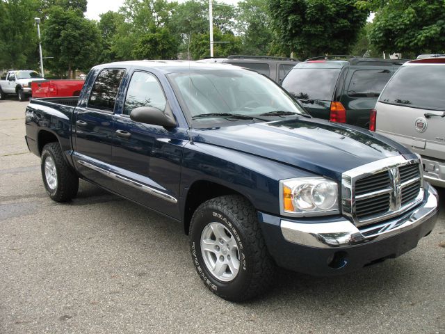 2006 Dodge Dakota 4d Wagon AWD