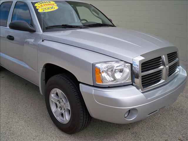 2006 Dodge Dakota SLT