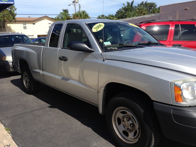 2006 Dodge Dakota 323ci Rtible