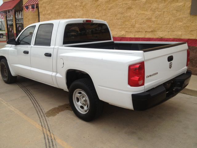 2006 Dodge Dakota 4dr LX 4WD Auto