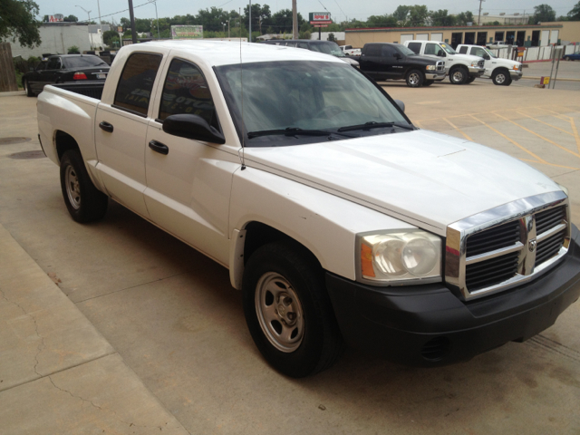 2006 Dodge Dakota 4dr LX 4WD Auto