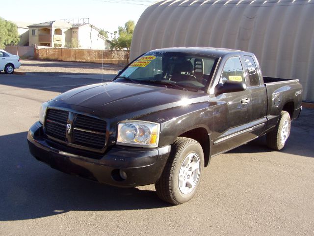 2006 Dodge Dakota SLT 4-door 4WD