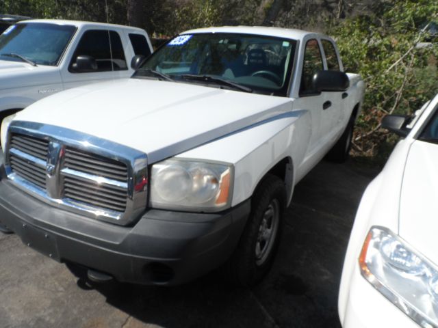 2006 Dodge Dakota 4dr LX 4WD Auto