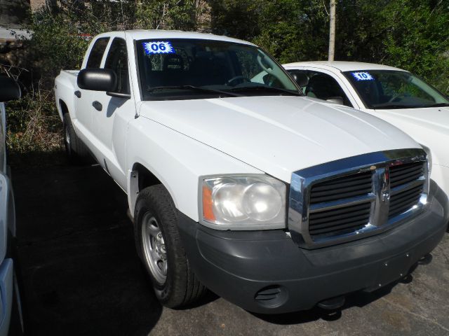 2006 Dodge Dakota 4dr LX 4WD Auto