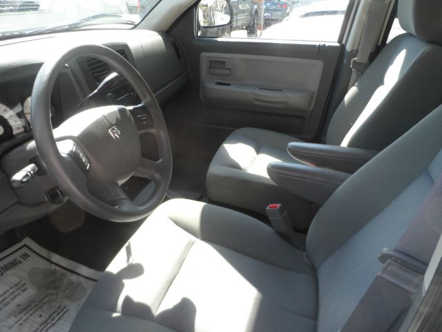 2006 Dodge Dakota 4dr LX 4WD Auto