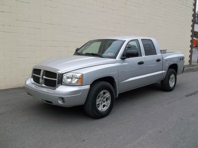 2006 Dodge Dakota Collection Rogue