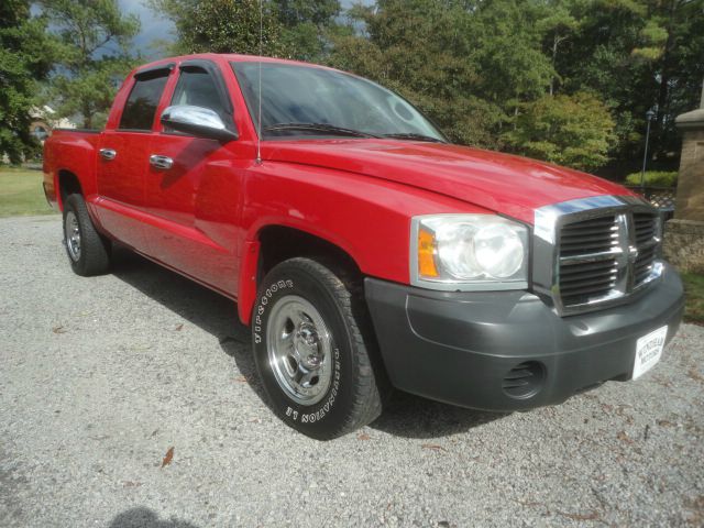2007 Dodge Dakota 4dr LX 4WD Auto
