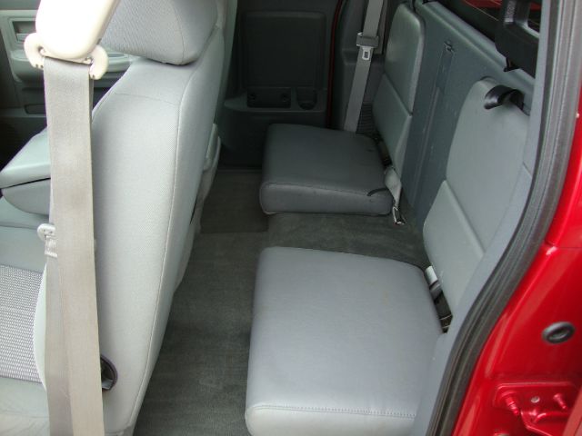 2007 Dodge Dakota SLT 4-door 4WD