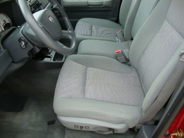 2007 Dodge Dakota SLT 4-door 4WD