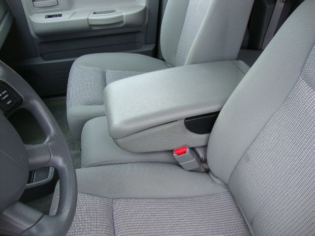 2007 Dodge Dakota SLT 4-door 4WD