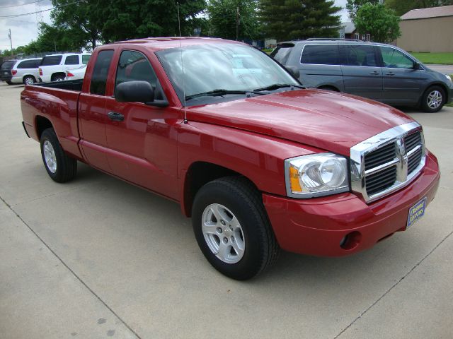 2007 Dodge Dakota SLT 4-door 4WD