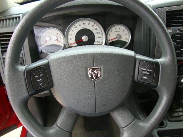 2007 Dodge Dakota SLT 4-door 4WD