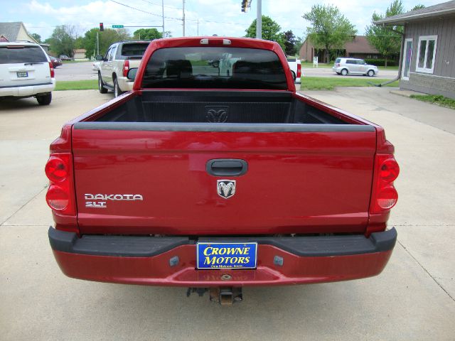 2007 Dodge Dakota SLT 4-door 4WD