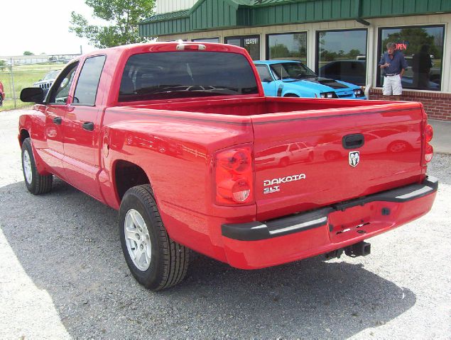 2007 Dodge Dakota LS ES