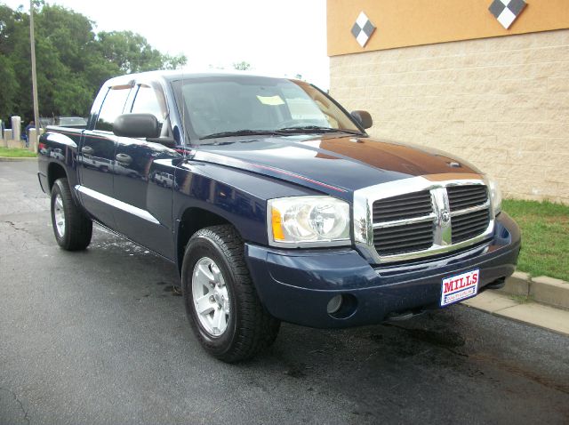 2007 Dodge Dakota Collection Rogue