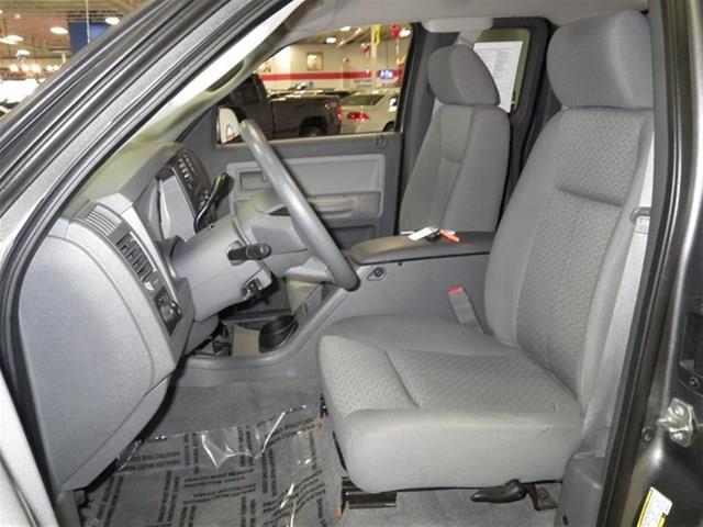 2007 Dodge Dakota Touring / Signature Editi