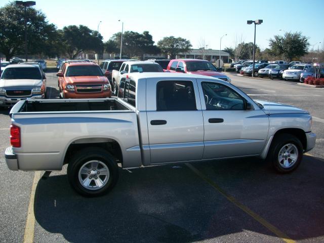2008 Dodge Dakota GLE Leather Package