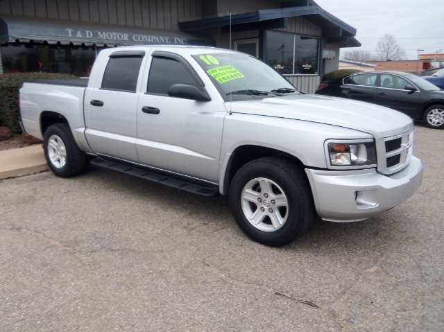 2010 Dodge Dakota 2WD Crew Cab 143.5