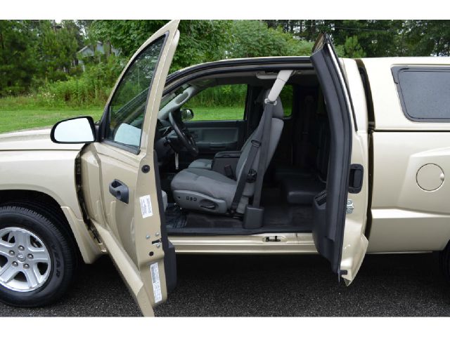 2011 Dodge Dakota Awdluxury W/3rd ROW