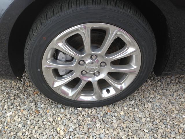 2013 Dodge Dart SLT 25