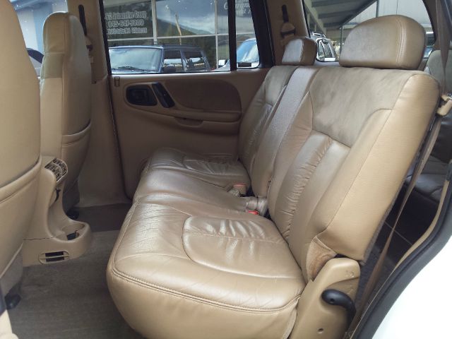 1999 Dodge Durango Ram 3500 Diesel 2-WD