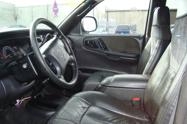 1999 Dodge Durango Ram 3500 Diesel 2-WD